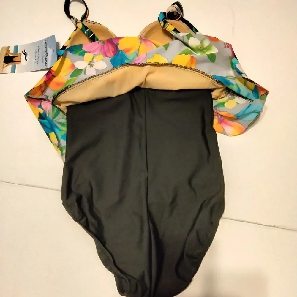 NWT Dream Shaper One Piece NWT Swimsuit